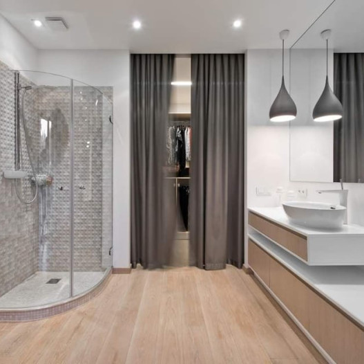 Shower enclosure JULIJA. Collection: Without limits. 
