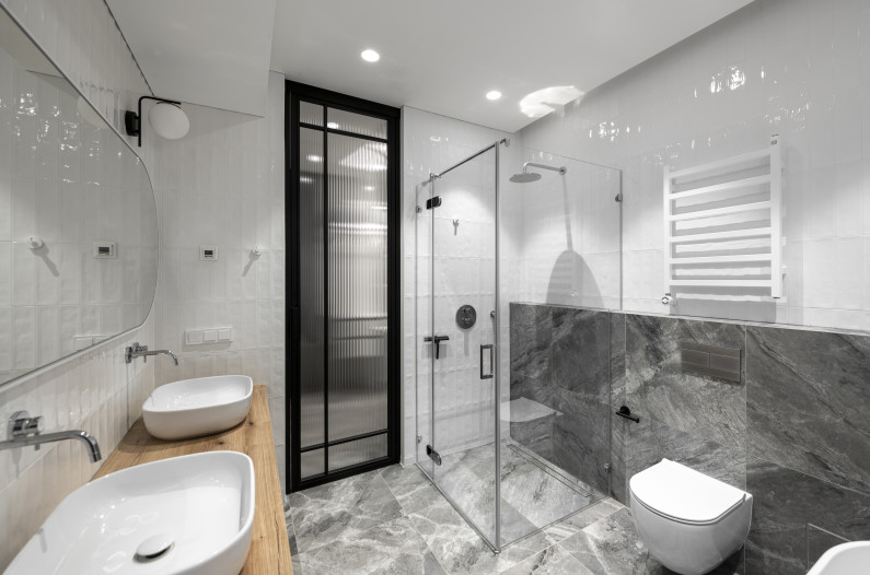 Shower enclosure NORA PLUS. Collection: Without limits. Interior: Guoda Marija Zmejauskienė. Phot...